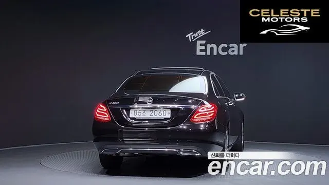 MERCEDES BENZ C-Classe W205 C200 Avantgarde 2017 — photo 4 sur 20