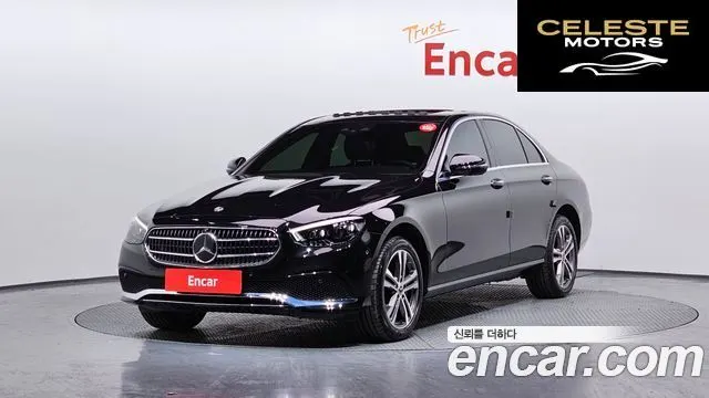 MERCEDES BENZ E-Classe W213 E350 4MATIC Avantgarde 2022 — photo 1 sur 20