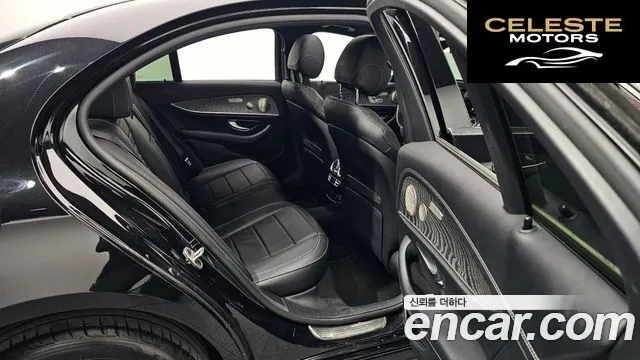 MERCEDES BENZ E-Classe W213 E350 4MATIC Avantgarde 2022 — photo 11 sur 20
