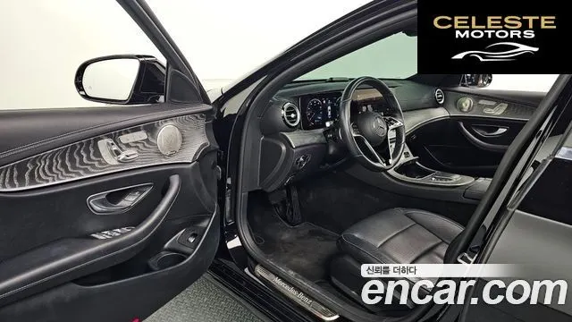 MERCEDES BENZ E-Classe W213 E350 4MATIC Avantgarde 2022 — photo 12 sur 20