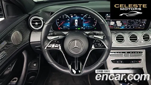 MERCEDES BENZ E-Classe W213 E350 4MATIC Avantgarde 2022 — photo 13 sur 20