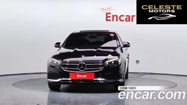 MERCEDES BENZ E-Classe W213 E350 4MATIC Avantgarde 2022 — photo 3 sur 20
