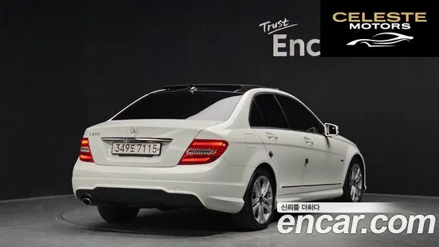 MERCEDES BENZ C-Classe W204 C200 CGI Avantgarde 2012 — photo 2 sur 26
