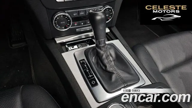 MERCEDES BENZ C-Classe W204 C200 CGI Avantgarde 2012 — photo 9 sur 26