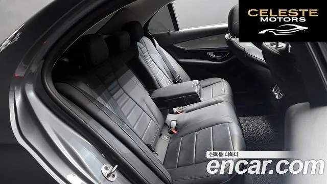 MERCEDES BENZ E-Classe W213 E300 Avantgarde 2019 — photo 12 sur 20