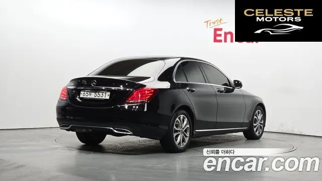 MERCEDES BENZ C-Classe W205 C200 Avantgarde 2017 — photo 2 sur 20