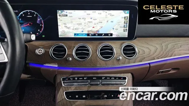 MERCEDES BENZ E-Classe W213 E250 Exclusive 2021 — photo 10 sur 26