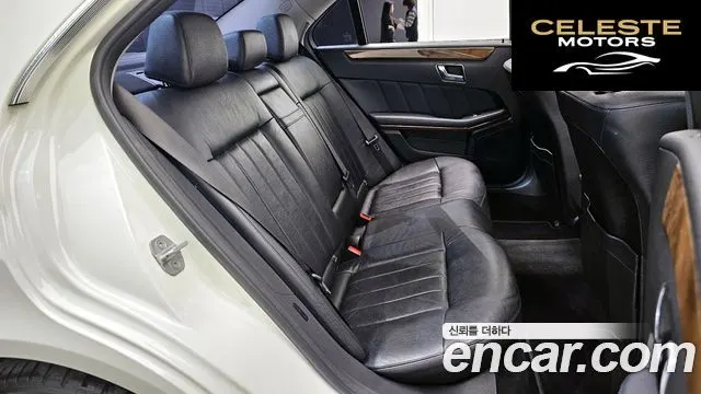 MERCEDES BENZ E-Classe W212 E300 2011 — photo 12 sur 20