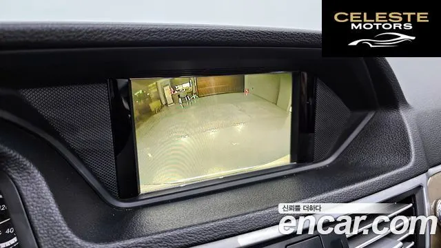 MERCEDES BENZ E-Classe W212 E300 2011 — photo 15 sur 20
