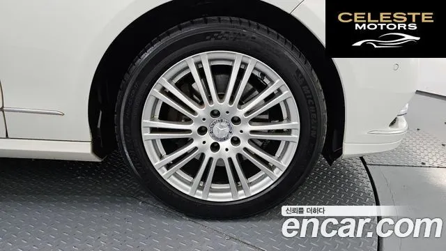 MERCEDES BENZ E-Classe W212 E300 2011 — photo 5 sur 20