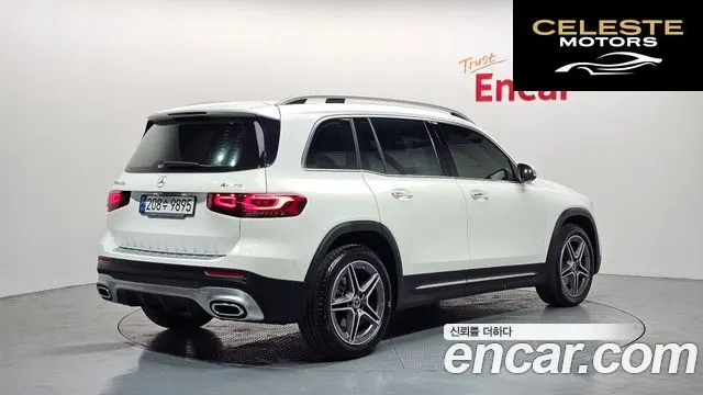 MERCEDES BENZ GLB-Classe X247 GLB250 4MATIC 2021 — photo 2 sur 20