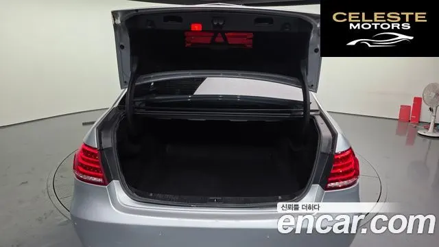 MERCEDES BENZ E-Classe W212 E220 CDI Avantgarde 2014 — photo 20 sur 20