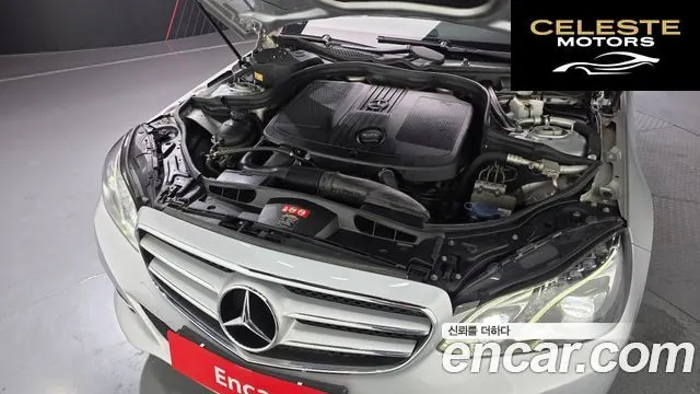 MERCEDES BENZ E-Classe W212 E220 CDI Avantgarde 2014 — photo 6 sur 20