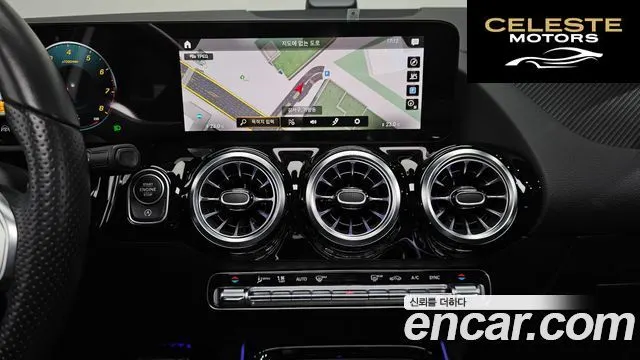 MERCEDES BENZ GLA-Classe H247 GLA250 4MATIC 2022 — photo 14 sur 20