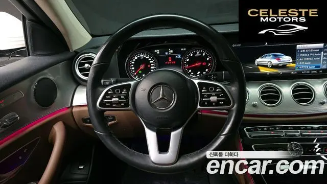 MERCEDES BENZ E-Classe W213 E300 Avantgarde 2019 — photo 13 sur 20