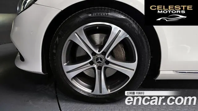 MERCEDES BENZ E-Classe W213 E300 Avantgarde 2019 — photo 5 sur 20