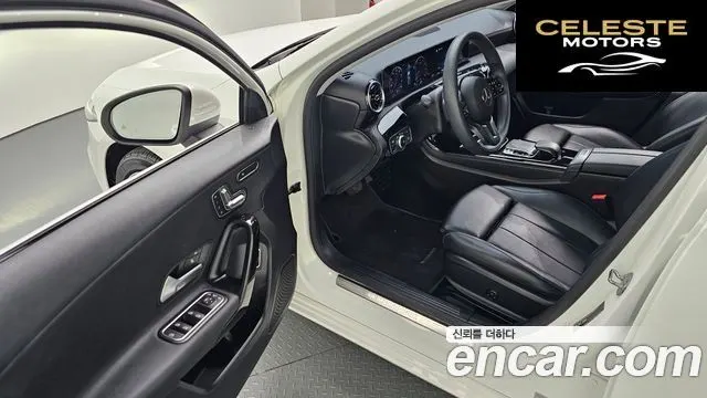 MERCEDES BENZ A-Classe W177 A250 4MATIC Berline 2020 — photo 11 sur 20