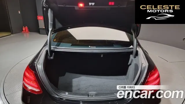 MERCEDES BENZ E-Classe W213 E300 4MATIC Avantgarde 2018 — photo 20 sur 20