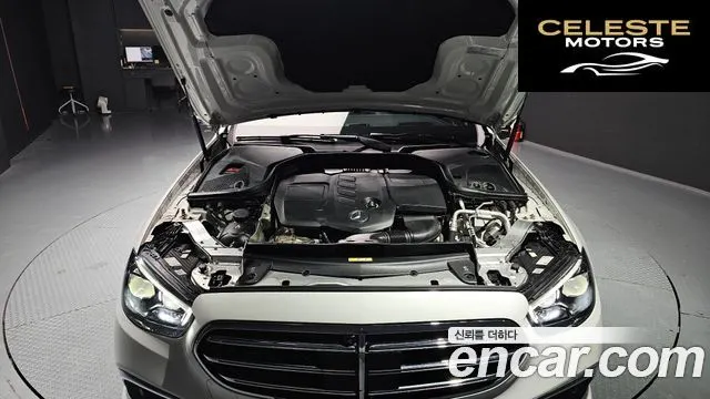MERCEDES BENZ E-Classe W213 E220d 4MATIC Exclusive 2022 — photo 6 sur 20