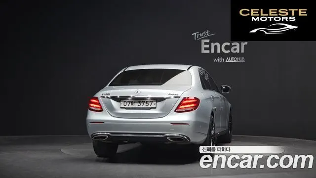 MERCEDES BENZ E-Classe W213 E300 4MATIC Exclusive 2018 — photo 4 sur 20