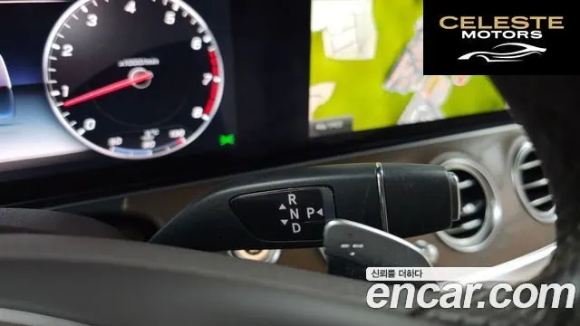 MERCEDES BENZ E-Classe W213 E300 4MATIC Exclusive 2018 — photo 9 sur 20