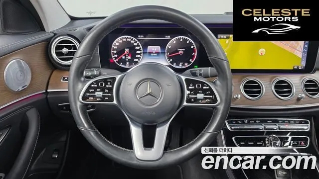 MERCEDES BENZ E-Classe W213 E300 4MATIC Exclusive 2019 — photo 14 sur 20