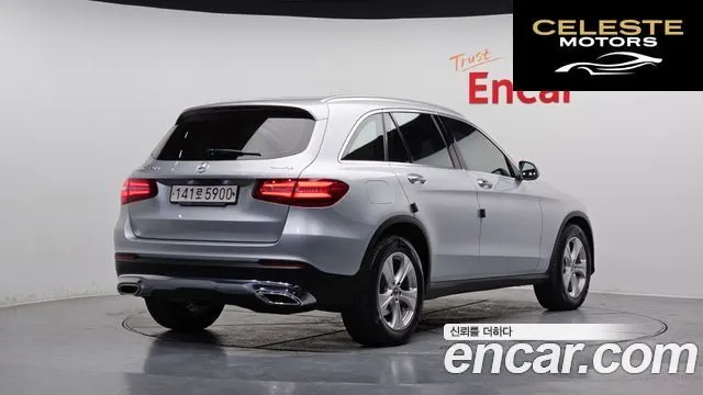 MERCEDES BENZ GLC-Classe X253 GLC220 d 4MATIC 2017 — photo 2 sur 20