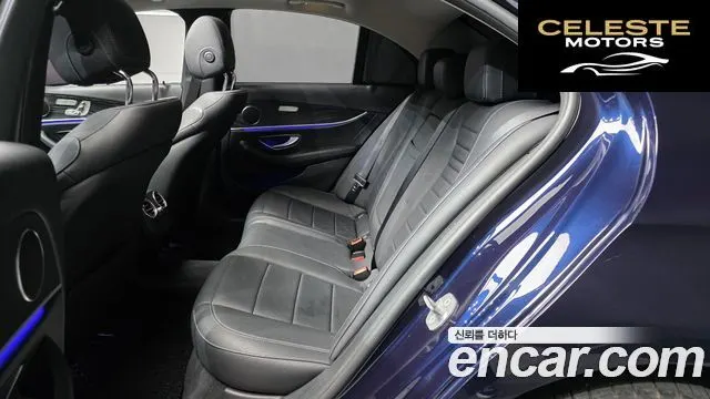 MERCEDES BENZ E-Classe W213 E220d 4MATIC Avantgarde 2018 — photo 12 sur 26