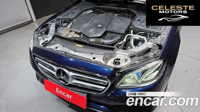 MERCEDES BENZ E-Classe W213 E220d 4MATIC Avantgarde 2018 — photo 6 sur 26