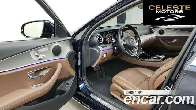 MERCEDES BENZ E-Classe W213 E200 Avantgarde 2017 — photo 10 sur 20