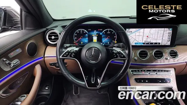 MERCEDES BENZ E-Classe W213 E220d 4MATIC Exclusive 2021 — photo 13 sur 26