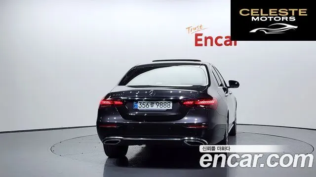 MERCEDES BENZ E-Classe W213 E220d 4MATIC Exclusive 2021 — photo 4 sur 26