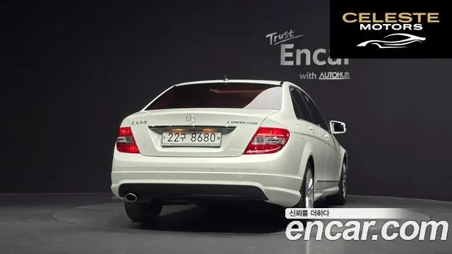 MERCEDES BENZ C-Classe W204 C200K Avantgarde 2010 — photo 4 sur 20