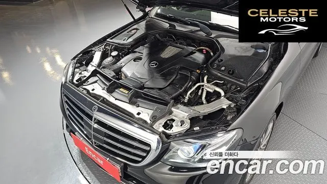 MERCEDES BENZ E-Classe W213 E400 4MATIC Exclusive 2017 — photo 6 sur 20