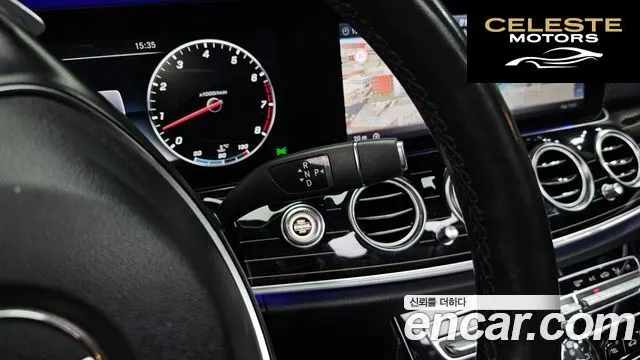 MERCEDES BENZ E-Classe W213 E400 4MATIC Exclusive 2017 — photo 9 sur 20