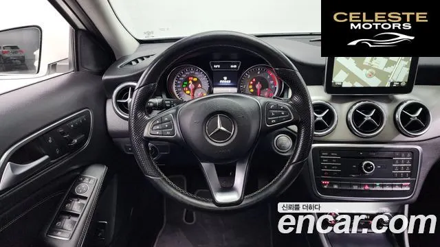 MERCEDES BENZ GLA-Classe X156 GLA200 d 4MATIC 2016 — photo 13 sur 20