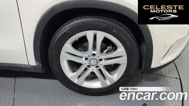 MERCEDES BENZ GLA-Classe X156 GLA200 d 4MATIC 2016 — photo 5 sur 20