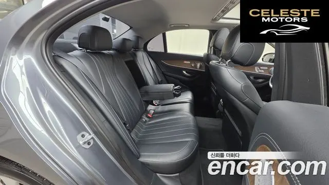 MERCEDES BENZ E-Classe W213 E300 4MATIC Exclusive 2019 — photo 19 sur 20