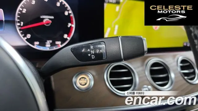 MERCEDES BENZ E-Classe W213 E300 4MATIC Exclusive 2019 — photo 9 sur 20