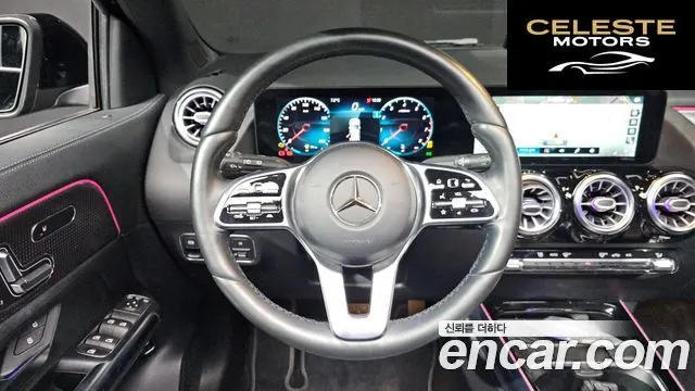 MERCEDES BENZ GLA-Classe H247 GLA220 2021 — photo 13 sur 20