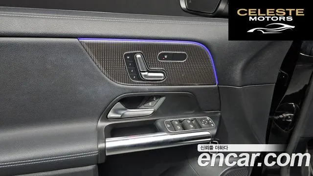 MERCEDES BENZ GLA-Classe H247 GLA220 2021 — photo 17 sur 20