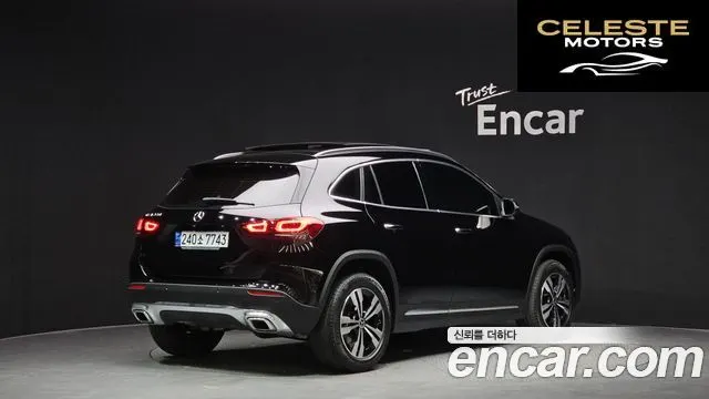 MERCEDES BENZ GLA-Classe H247 GLA220 2021 — photo 2 sur 20