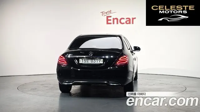 MERCEDES BENZ C-Classe W205 C200 Avantgarde 2017 — photo 4 sur 20