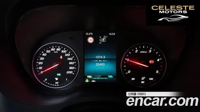 MERCEDES BENZ 2.0 2024 — photo 8 sur 20