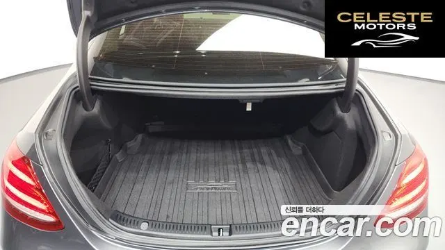 MERCEDES BENZ E-Classe W213 E200 Avantgarde 2017 — photo 20 sur 20