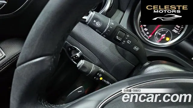 MERCEDES BENZ GLA-Classe X156 GLA220 2018 — photo 18 sur 20