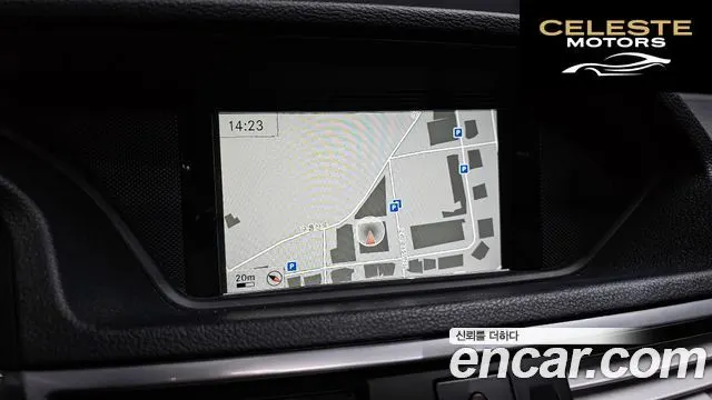 MERCEDES BENZ E-Classe W212 E300 Avantgarde 2013 — photo 16 sur 20