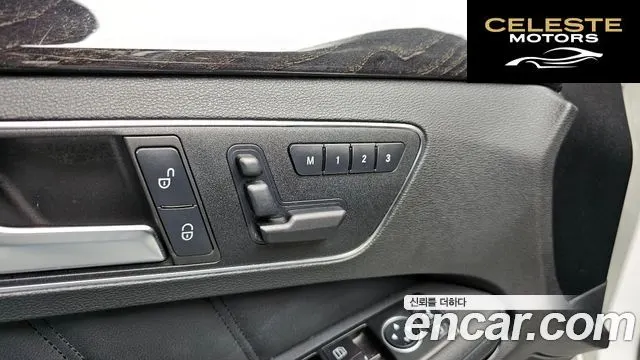 MERCEDES BENZ E-Classe W212 E300 Avantgarde 2013 — photo 19 sur 20
