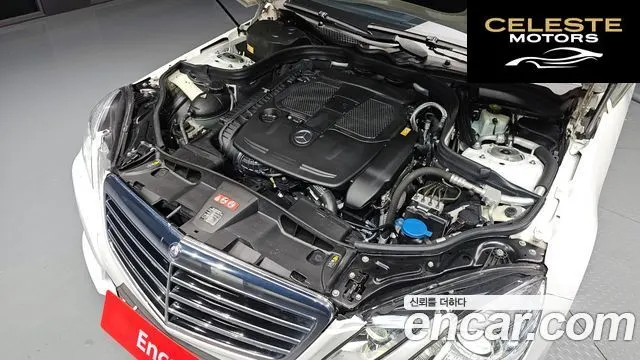 MERCEDES BENZ E-Classe W212 E300 Avantgarde 2013 — photo 6 sur 20