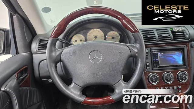 MERCEDES BENZ M-Classe W163 ML400 CDI 2004 — photo 13 sur 20
